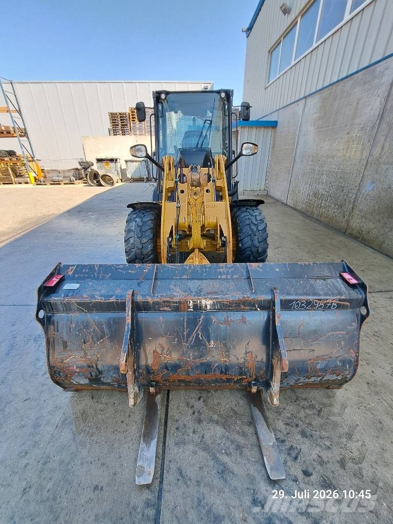CAT 907 M | PG + LS Pyöräkuormaajat