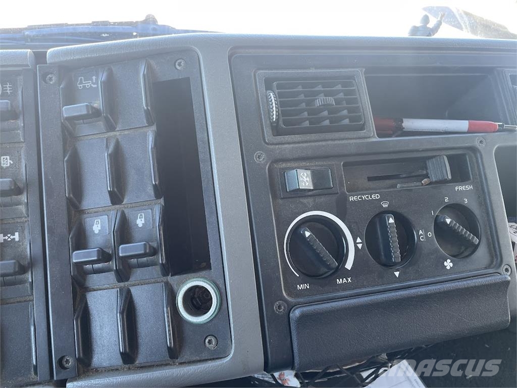 Volvo FL6 Zaplachtované vozy