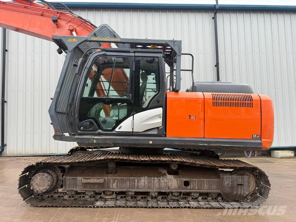 Hitachi ZX 210 LC-6 Raupenbagger