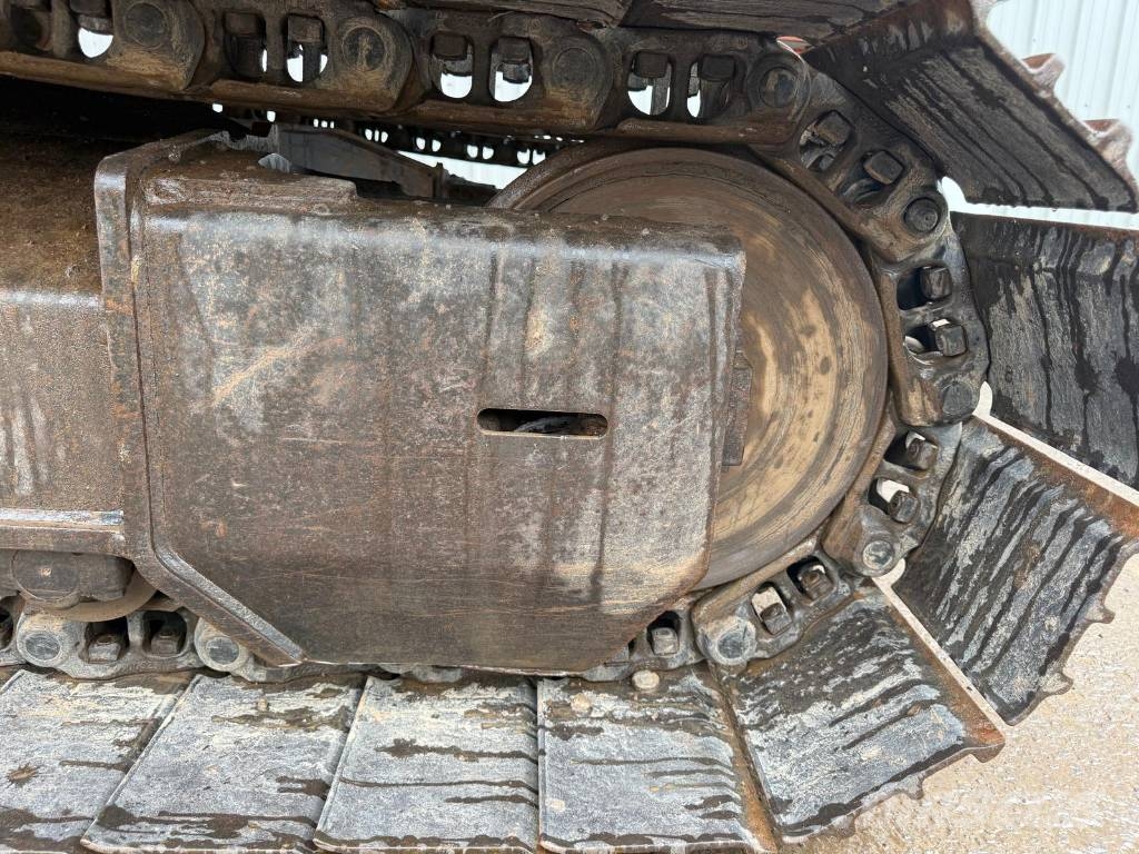 Hitachi ZX 210 LC-6 Raupenbagger