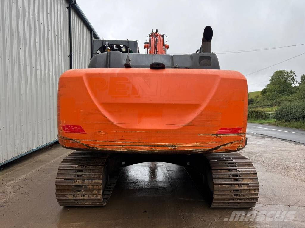 Hitachi ZX 210 LC-6 Raupenbagger
