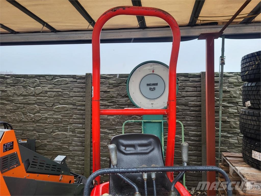 Yanmar SV08 معدات البناء - غير ذلك