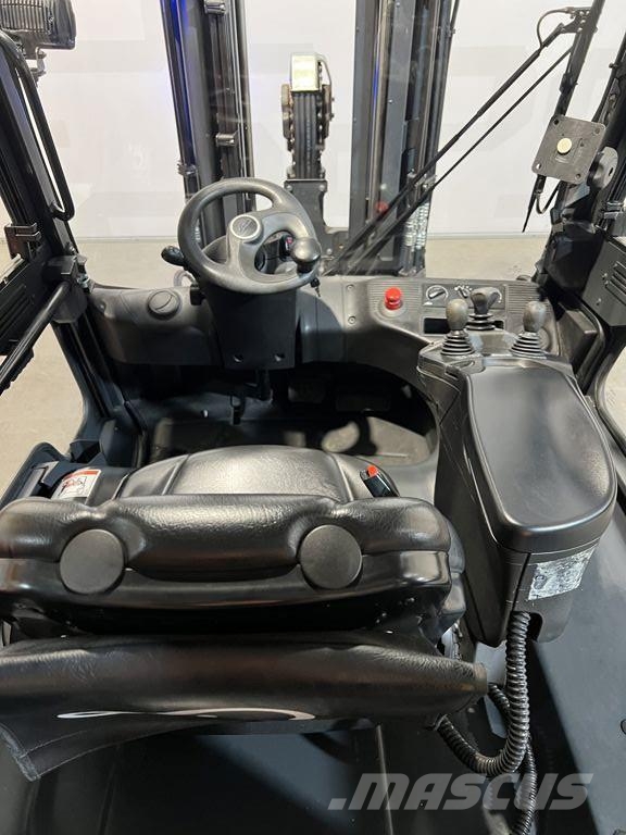 Linde E50HL-01/600 شاحنات ذات رافعات شوكية تعمل بالكهرباء