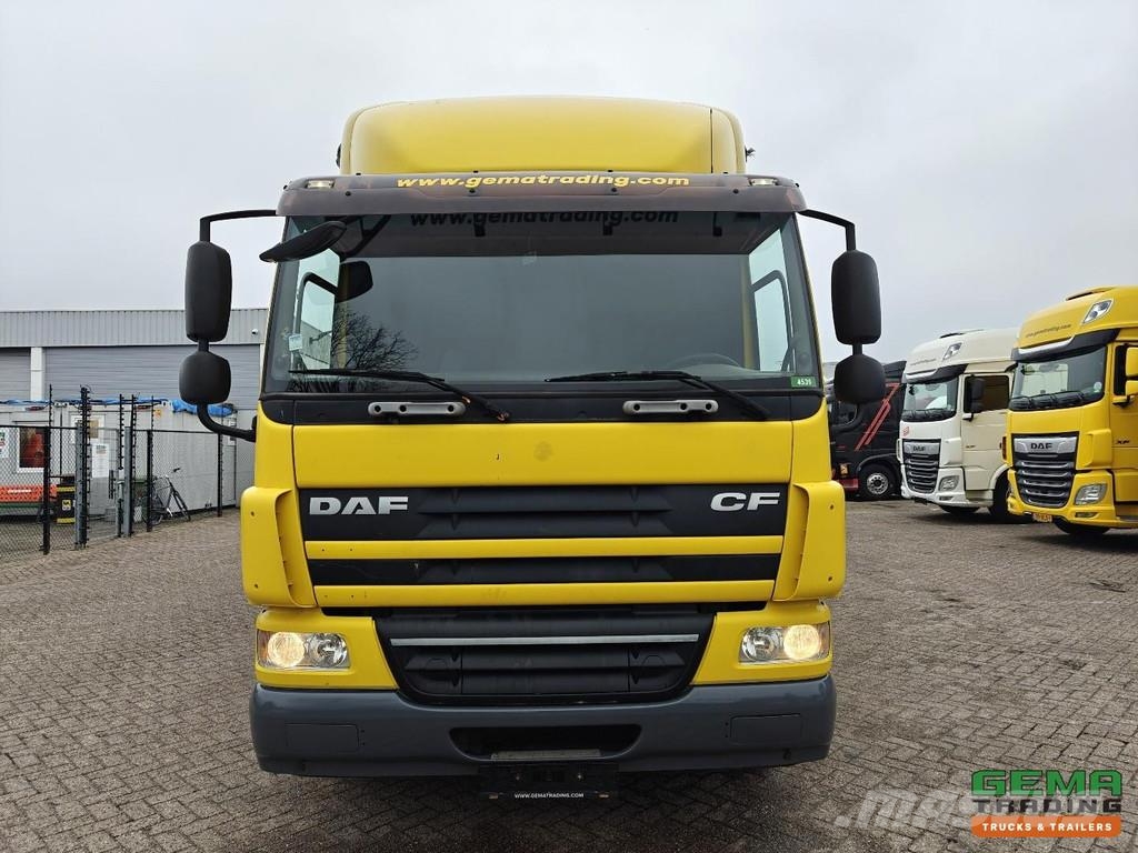 DAF CF65.220 4x2 Day Cab Euro5 - 19T - Curtainside/Enc شاحنات ذات هيكل صندوقي