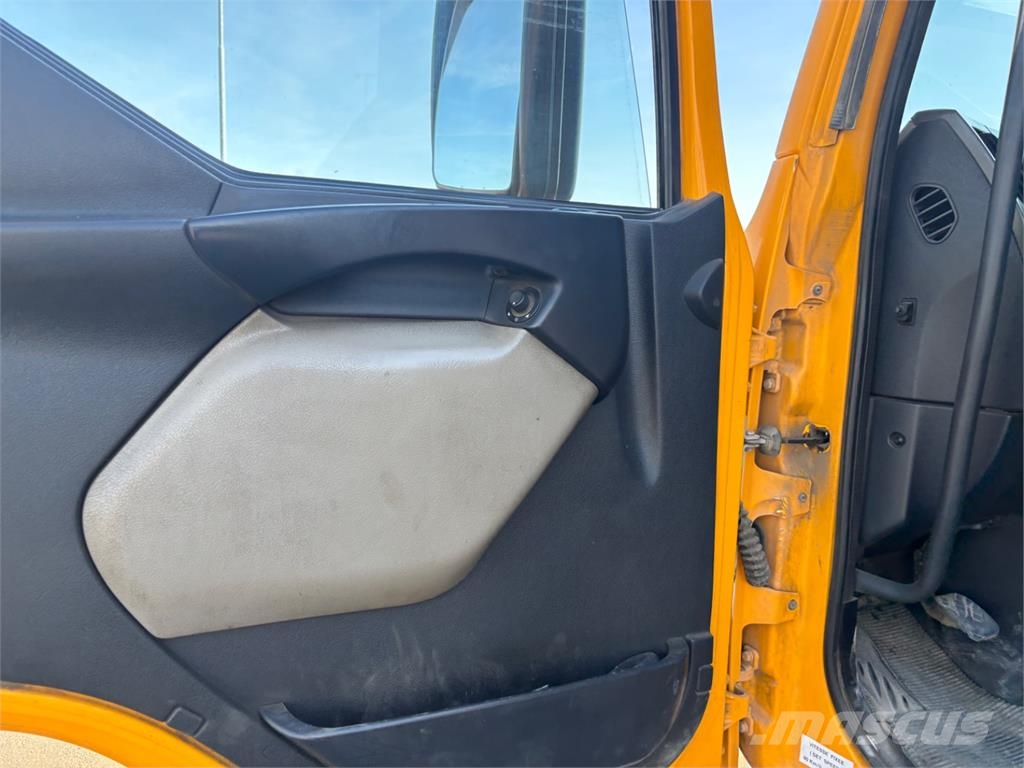 Renault PREMIUM Tipper trucks