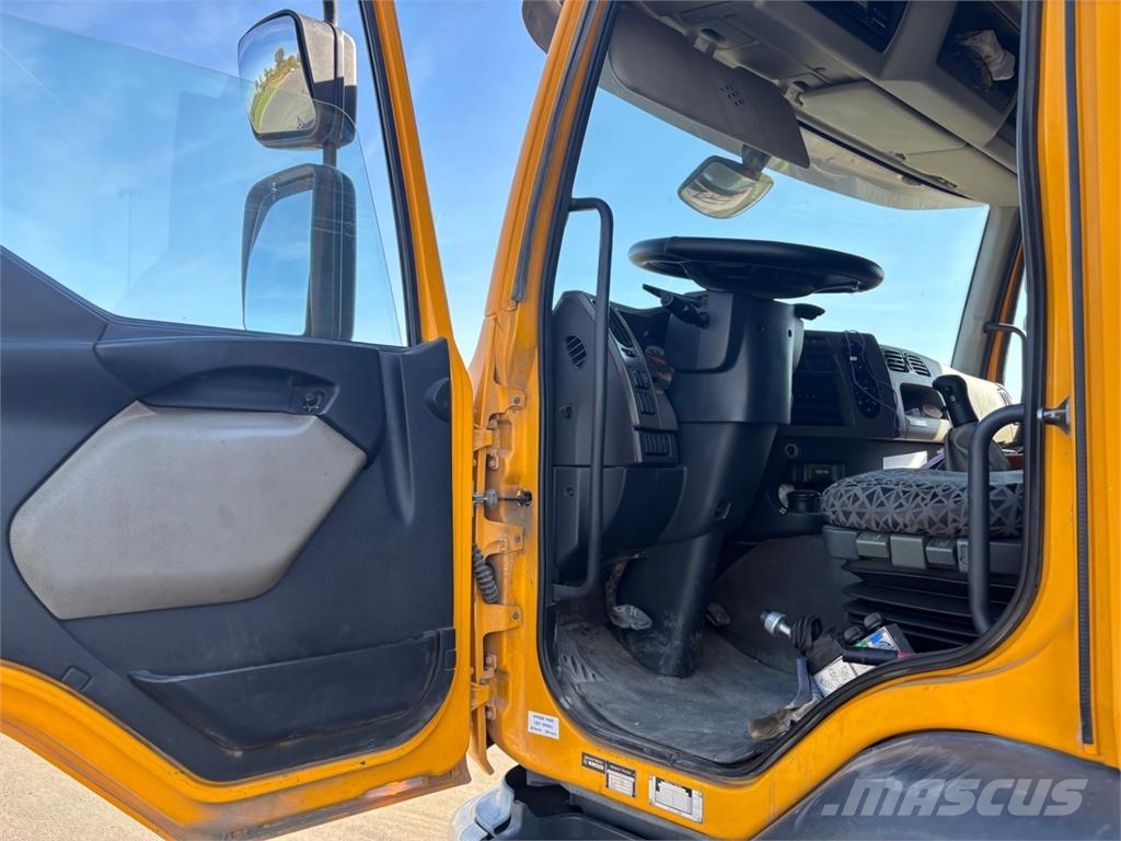 Renault PREMIUM Tipper trucks