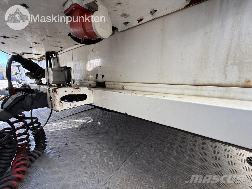 Schmitz SKO Temperature controlled trailers