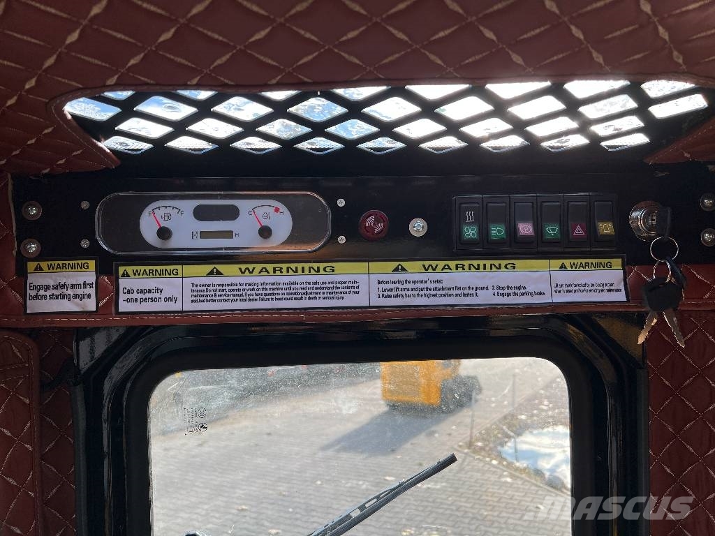 Sherpa SL2350 csúszókormányzású rakodó ÚJ! Porta-ferramentas