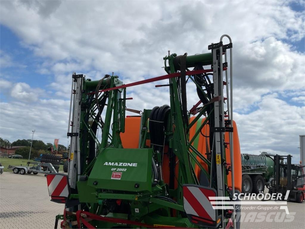 Amazone UF 2002 | UNFALLSCHADEN Nostolaite ruiskut