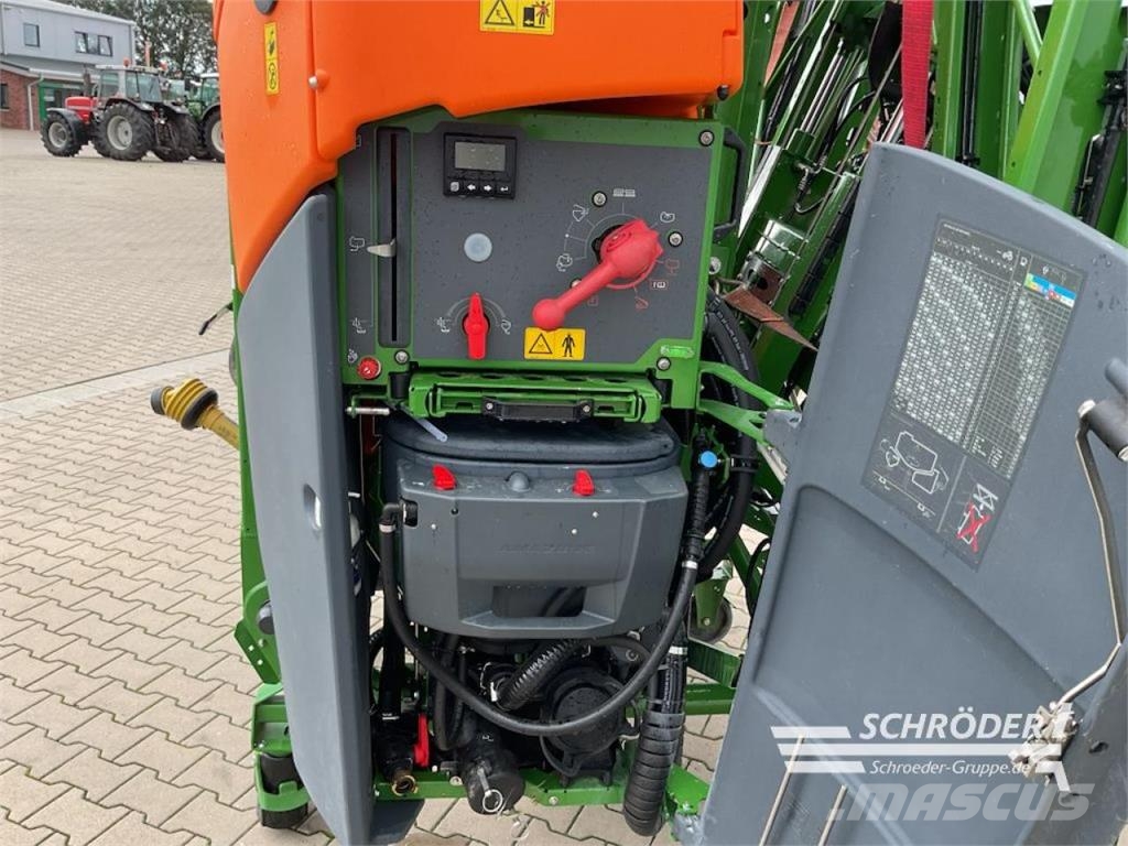 Amazone UF 2002 | UNFALLSCHADEN Nostolaite ruiskut