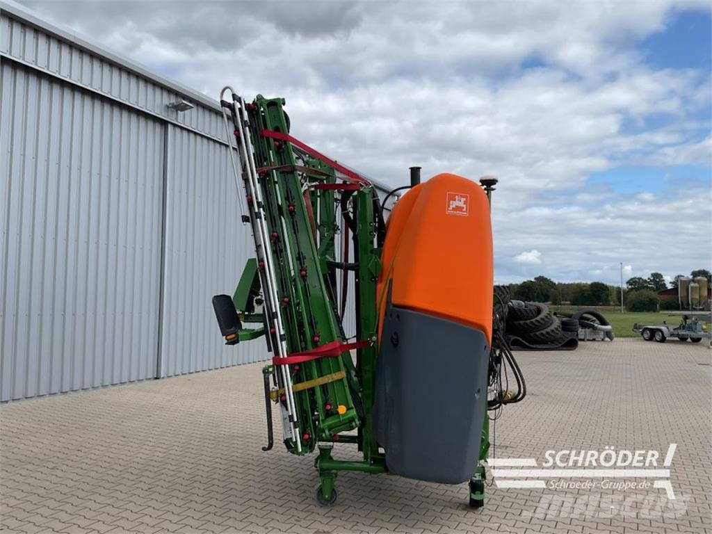 Amazone UF 2002 | UNFALLSCHADEN Nostolaite ruiskut