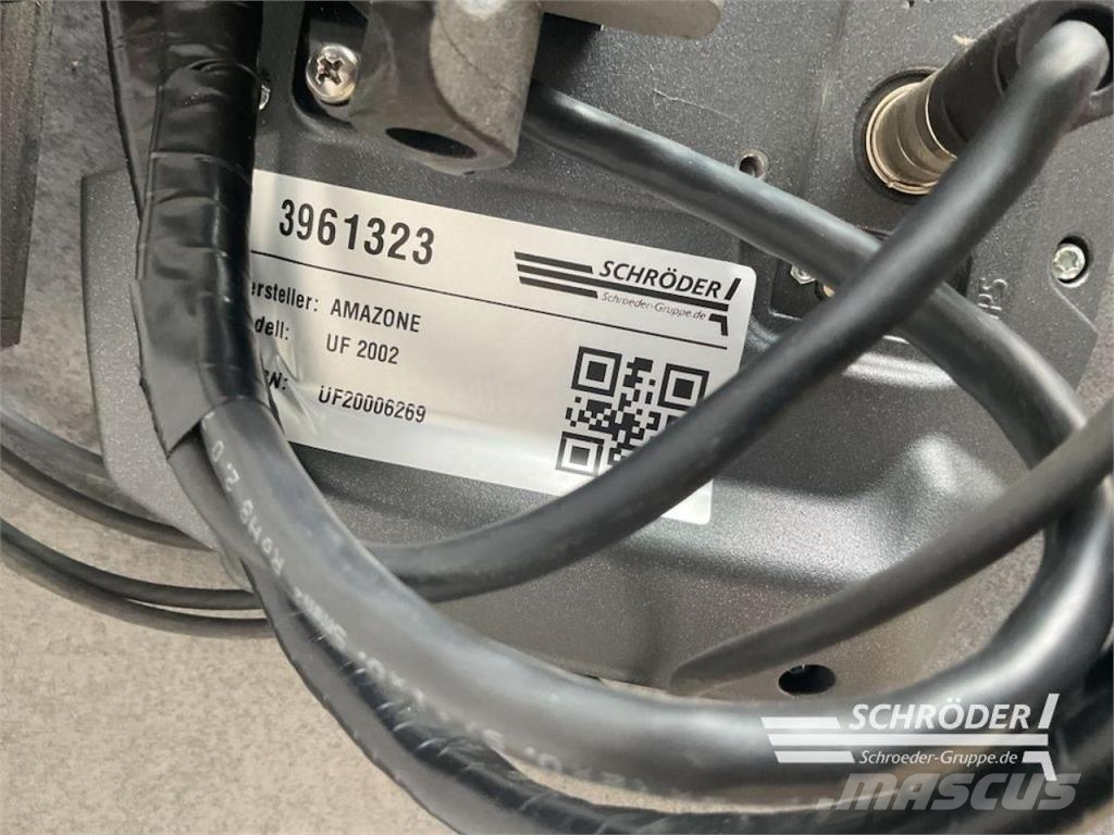 Amazone UF 2002 | UNFALLSCHADEN Nostolaite ruiskut