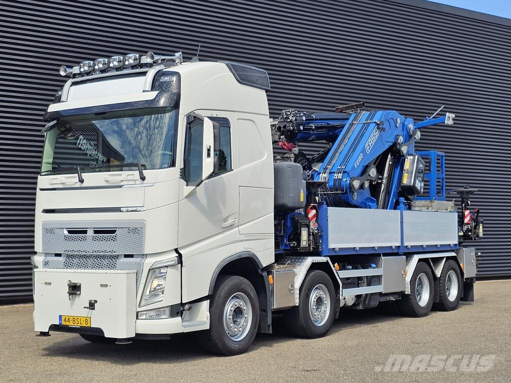 Volvo FH 500 8x4 / FASSI F2150 / WINCH / WORK BASKET Camiones grúa