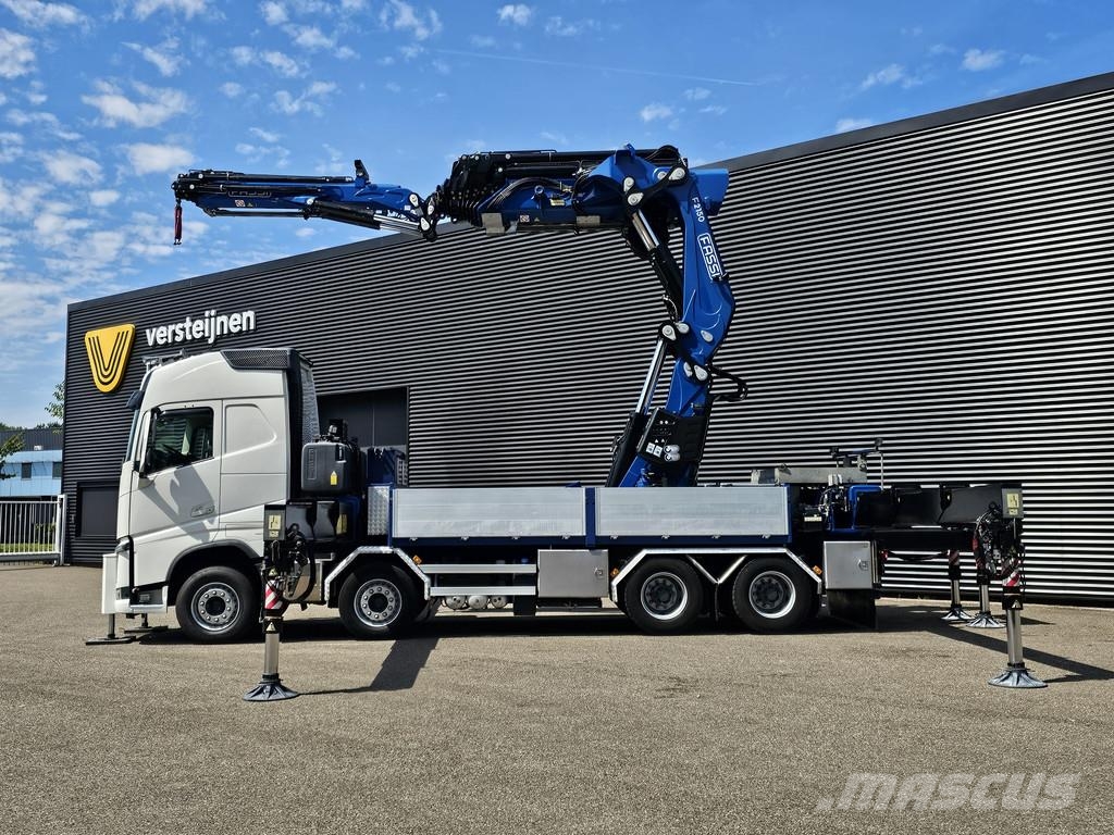 Volvo FH 500 8x4 / FASSI F2150 / WINCH / WORK BASKET Camiones grúa