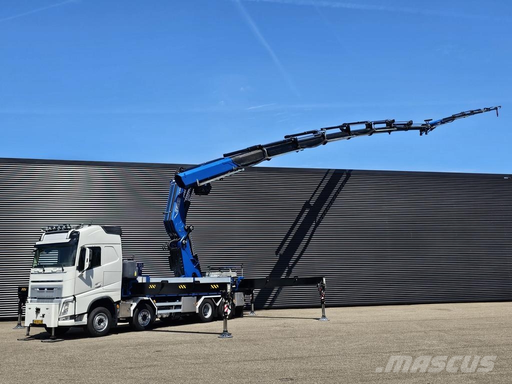 Volvo FH 500 8x4 / FASSI F2150 / WINCH / WORK BASKET Camiones grúa