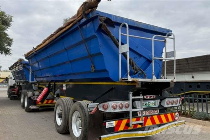 Sa Truck Bodies #IR17042Â 45m3 Interlink Side Tipper Otros camiones