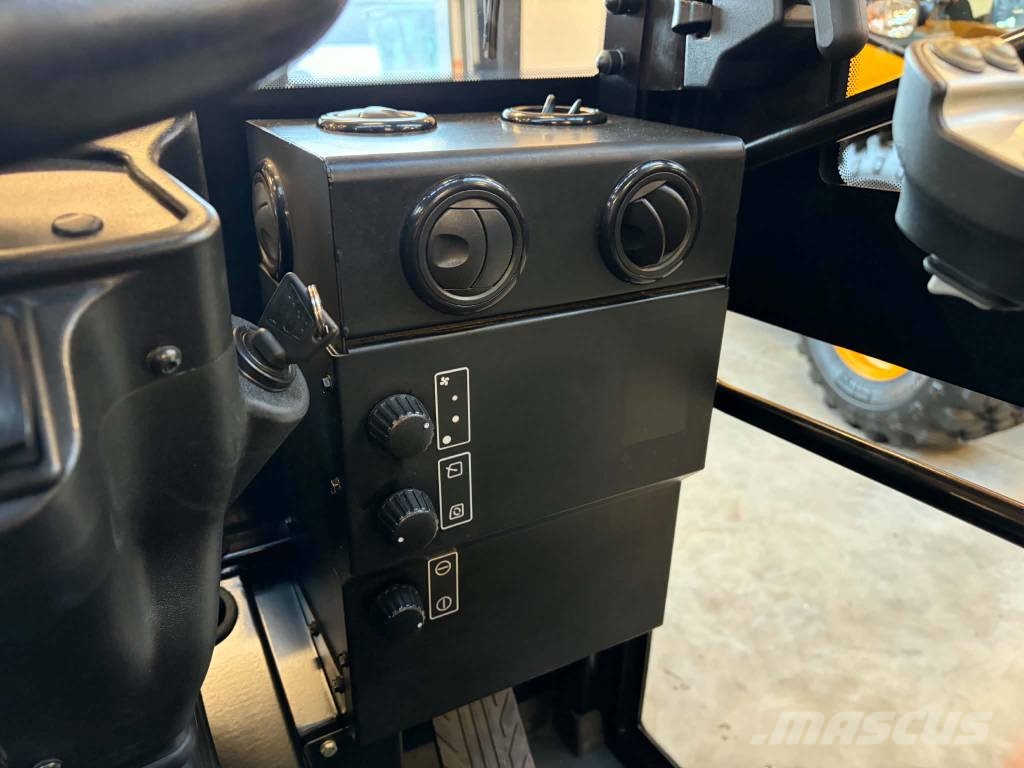JCB 403 Agri plus minilæsser Mini homlokrakodók