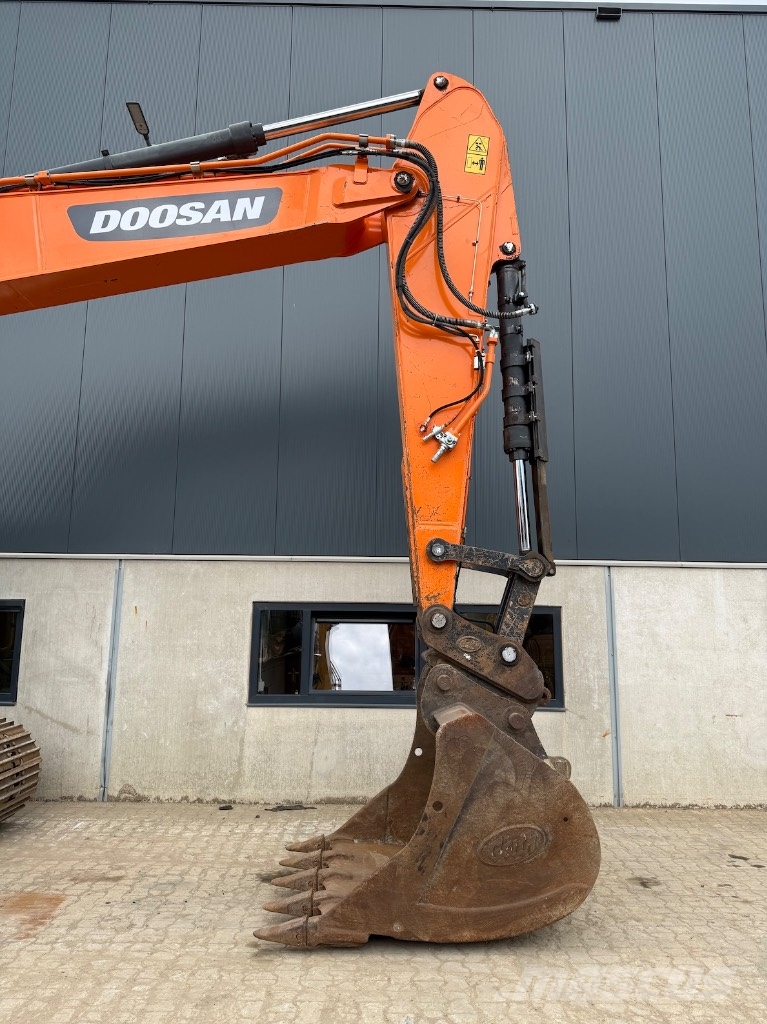 Doosan DX 300 LC-7 - DX 300 LC - DX300 Excavadoras sobre orugas