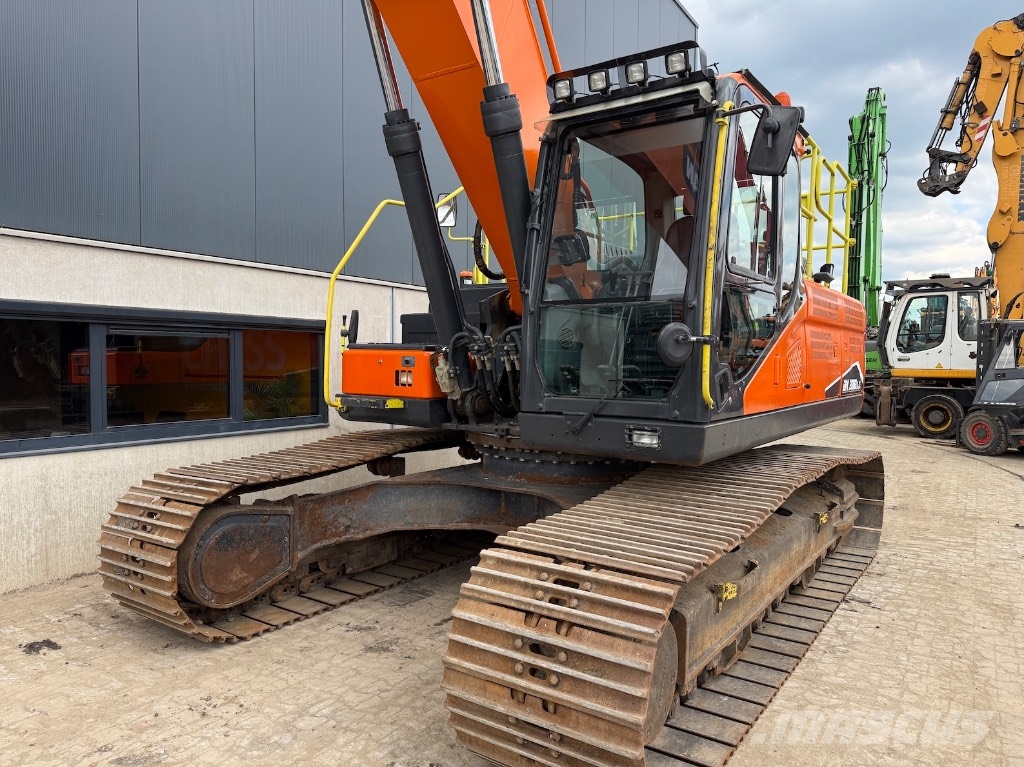 Doosan DX 300 LC-7 - DX 300 LC - DX300 Excavadoras sobre orugas