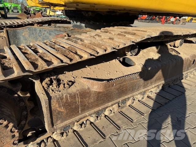 Komatsu PC 210 LC-8 حفارات زحافة