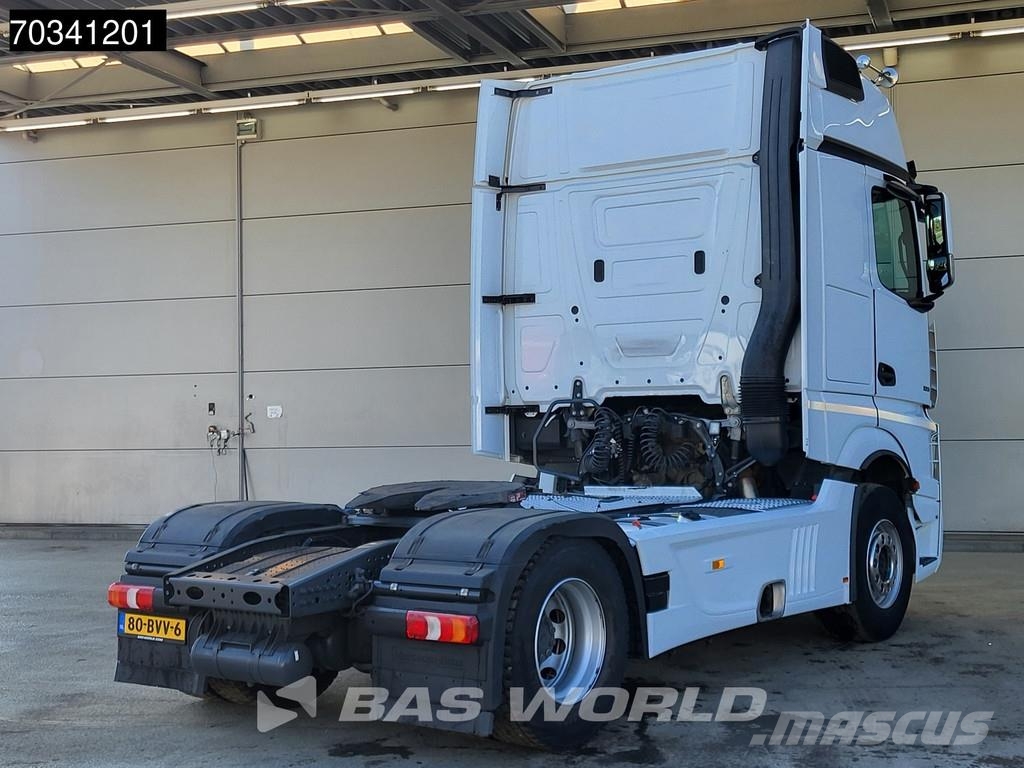 Mercedes-Benz Actros 1951 4X2 GigaSpace NL-Truck 2xTanks ACC Sta Sadulveokid