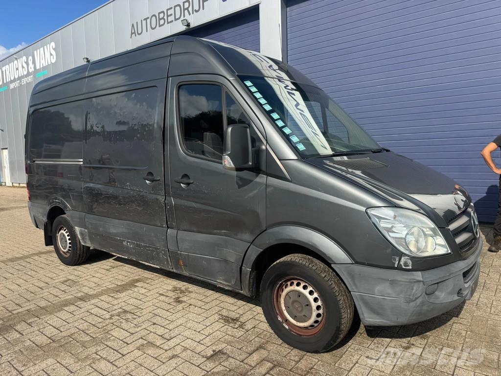 Mercedes-Benz Sprinter **313-EURO5-AIRCO** Фургони