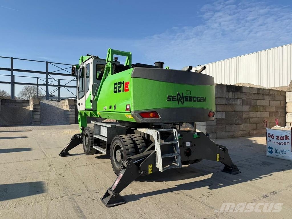 Sennebogen 821M E Βιομηχανικά μηχανήματα διαχείρισης αποβλήτων