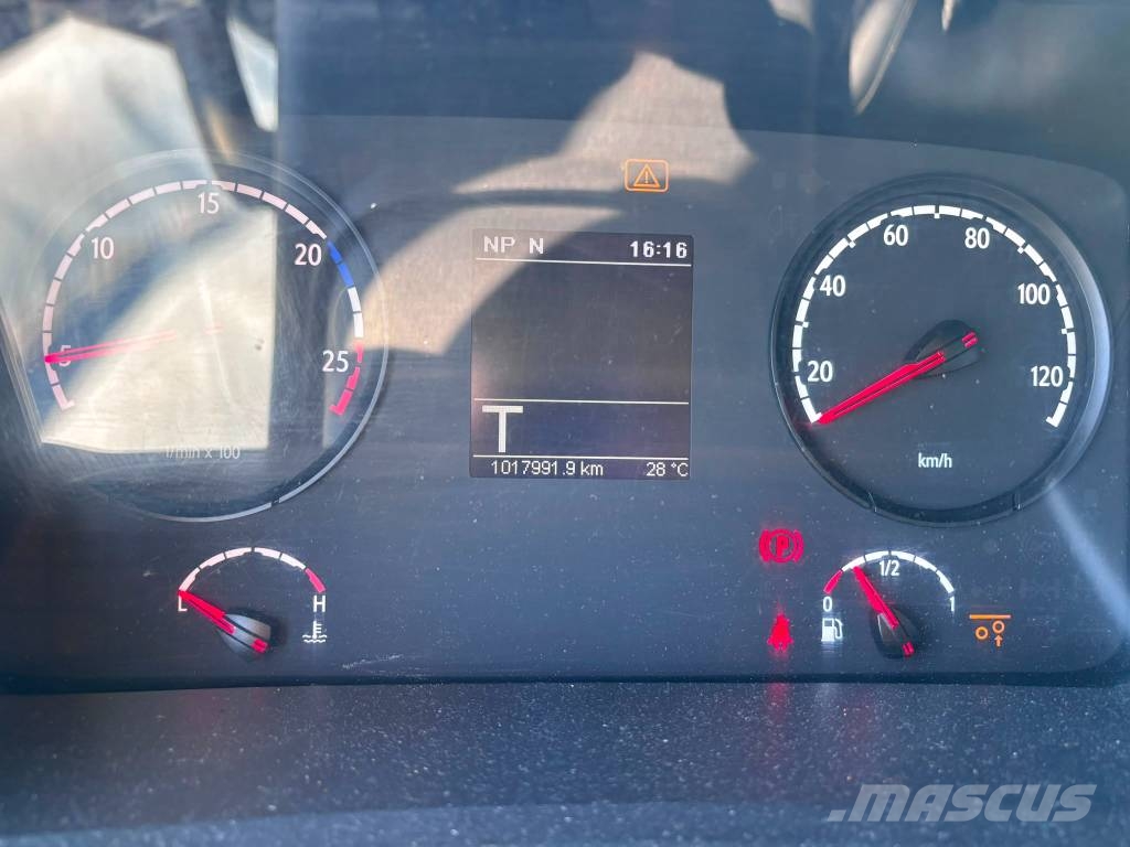 Scania R480 Camiones con caja de remolque