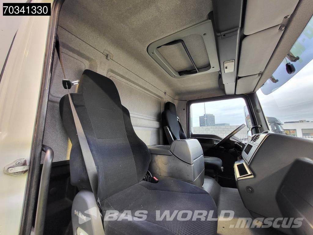 MAN TGM 18.290 4X2 19t Automatic Gearbox 2t Tailgate E Schuifzeilopbouw