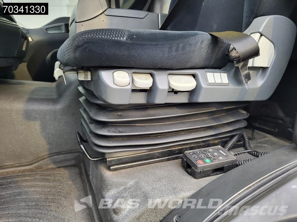 MAN TGM 18.290 4X2 19t Automatic Gearbox 2t Tailgate E Schuifzeilopbouw