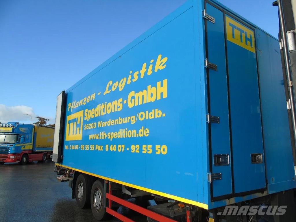 Schmitz Cargobull 2 AXLE + CARRIER + DHOLLANDIA LOADLIFT Priekabos šaldytuvai
