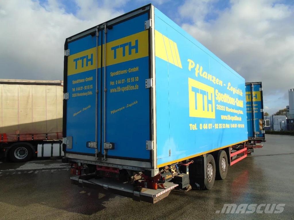 Schmitz Cargobull 2 AXLE + CARRIER + DHOLLANDIA LOADLIFT Priekabos šaldytuvai