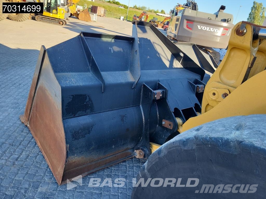 CAT 980 M Ładowarki kołowe