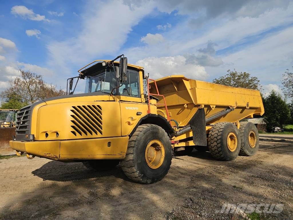 Volvo A 25 D Knik dumptrucks