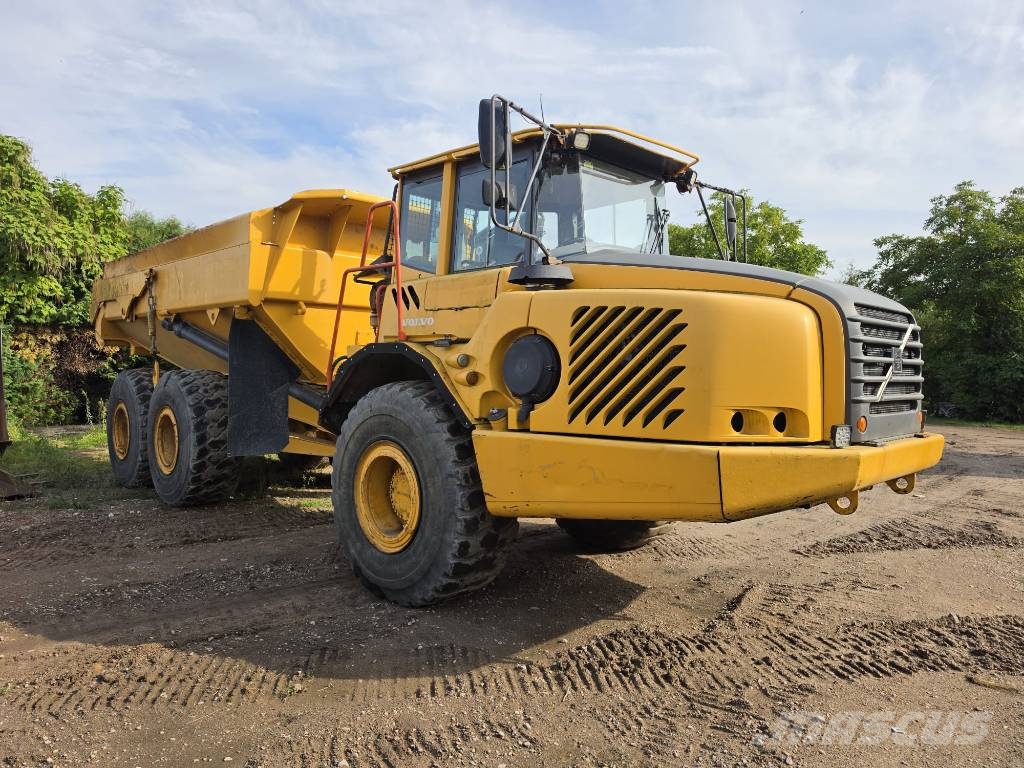 Volvo A 25 D Liigendraamiga pinnaseveokid