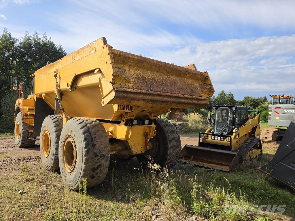 Volvo A 25 D Liigendraamiga pinnaseveokid