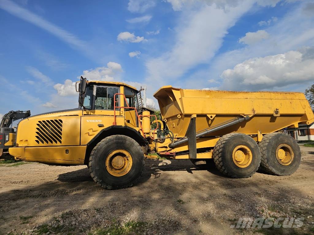 Volvo A 25 D Knik dumptrucks