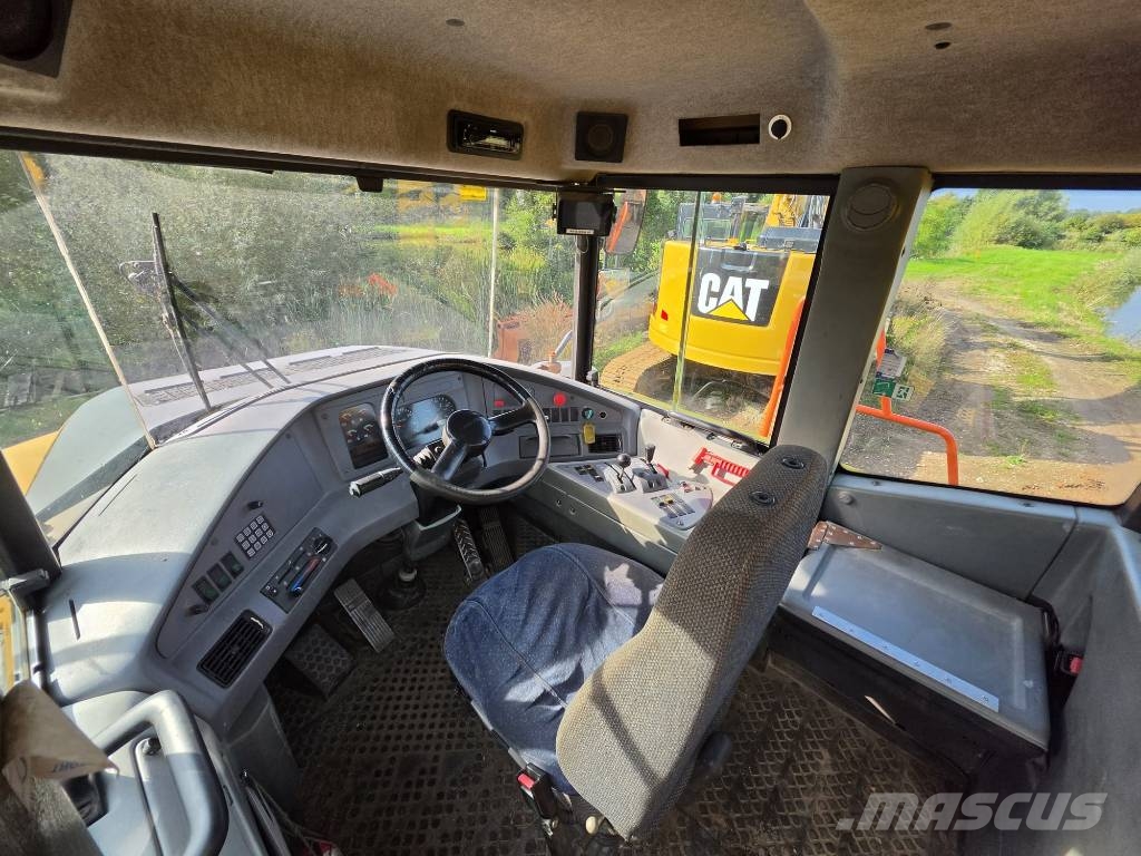 Volvo A 25 D Liigendraamiga pinnaseveokid