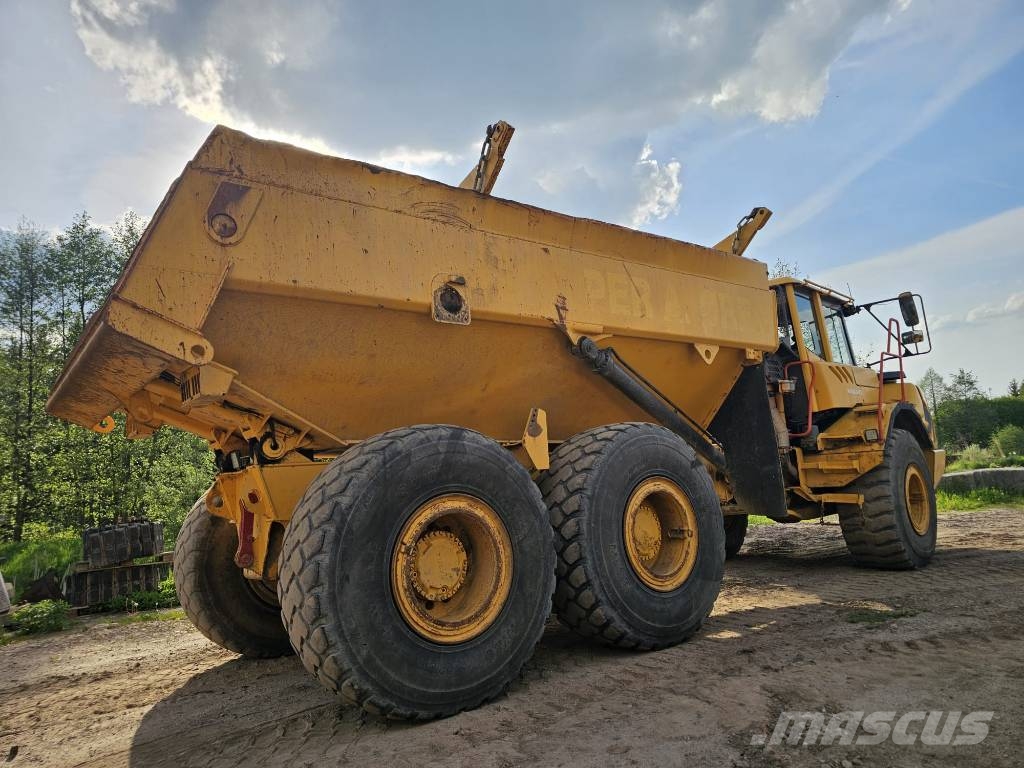 Volvo A 25 D Knik dumptrucks