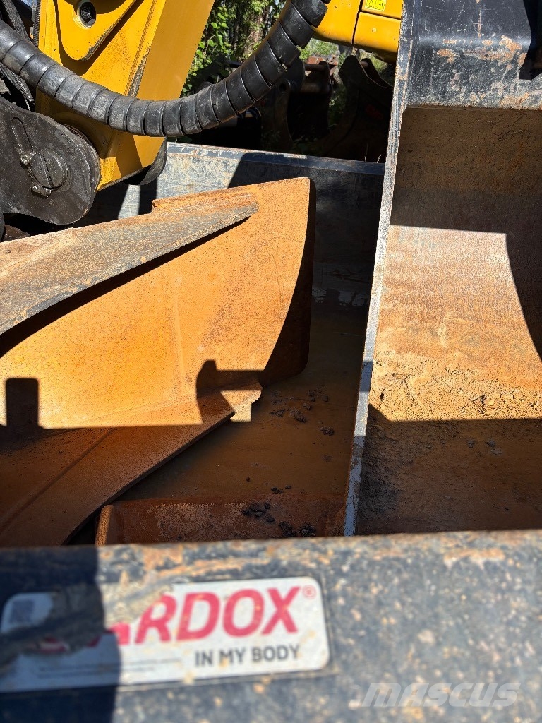 CAT M 315 Excavadoras de ruedas