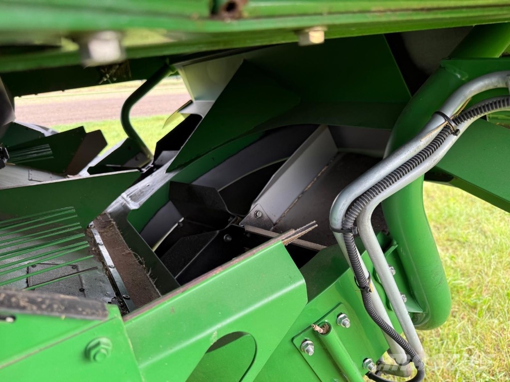 John Deere W 660 i Mietitrebbiatrici