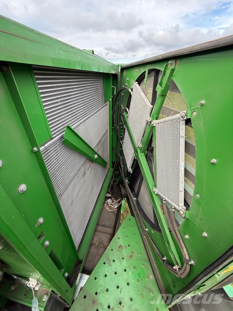 John Deere W 660 i Mietitrebbiatrici