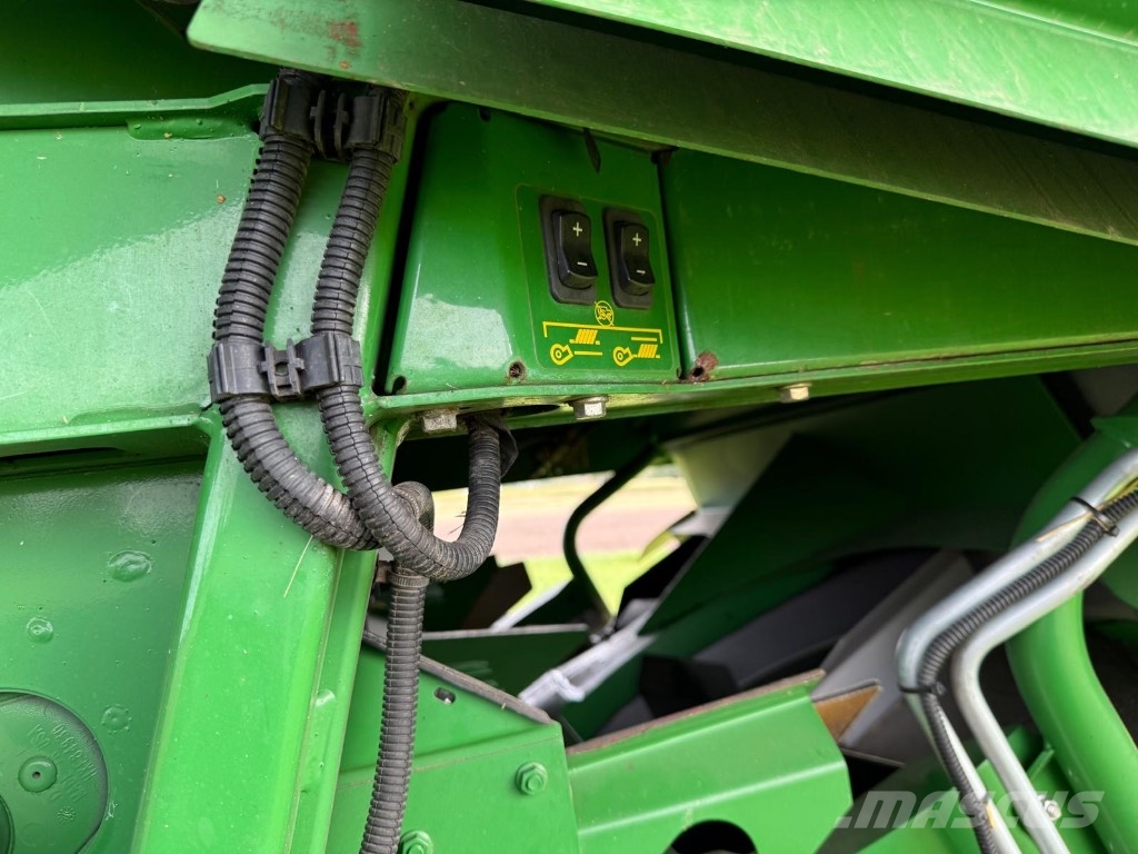 John Deere W 660 i Mietitrebbiatrici