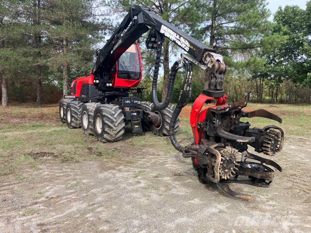 Komatsu 931 XC حصادات