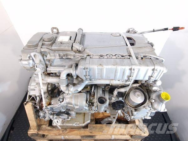 New Holland F5CE9454E*A محركات