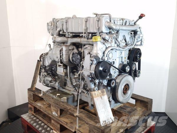 New Holland F5CE9454E*A محركات