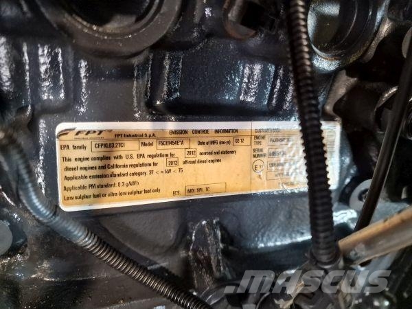 New Holland F5CE9454E*A محركات