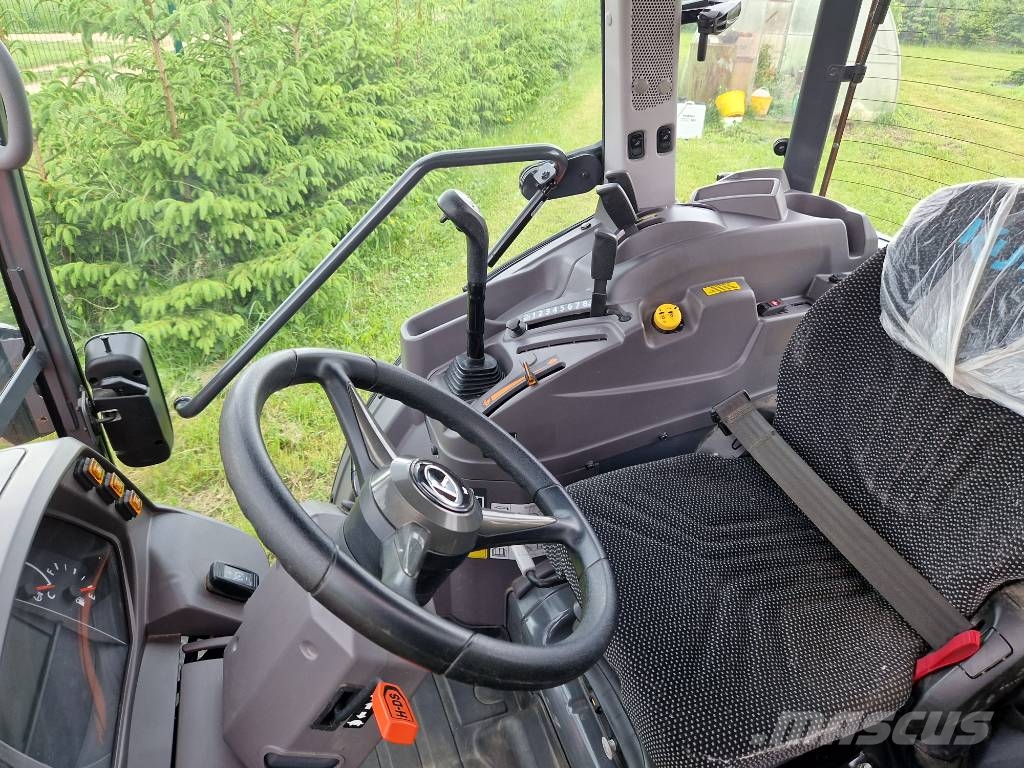 Kubota L2-552 الجرارات