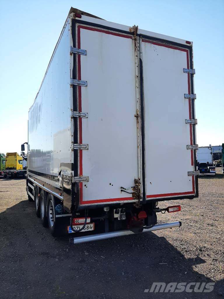 Volvo FH 13 Camiones volquete para virutas de madera