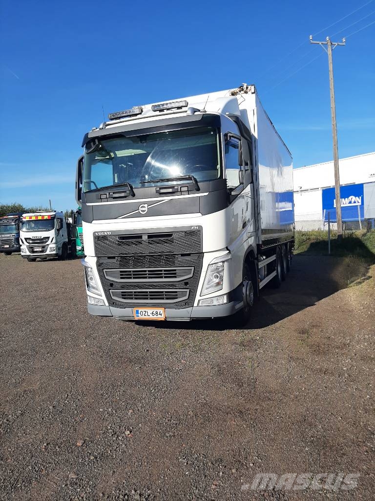 Volvo FH 13 Camiones volquete para virutas de madera